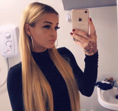 Emma Jane Donald star adult images