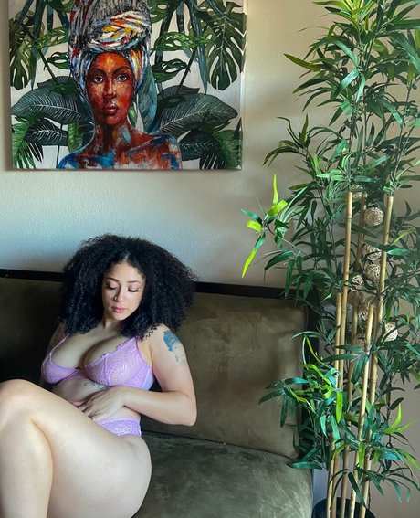 tastemone star hot photo