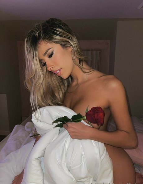 Linda Marie nude actress pics