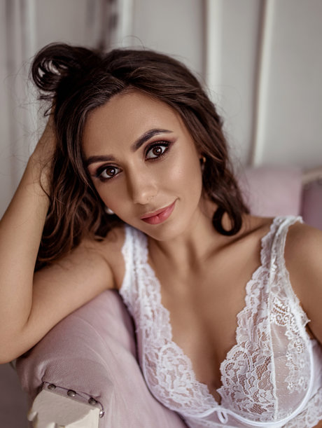 Mariarty model pretty image