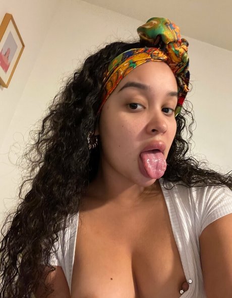 brownsuga marie adult model pics