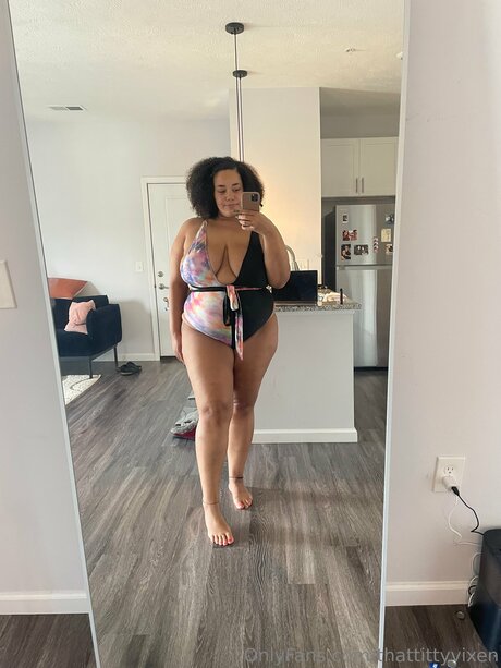 Ms Champagne high quality star photo