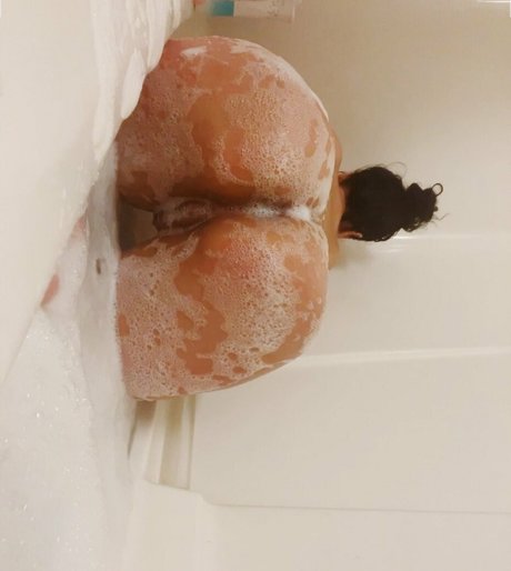 Wvrldwo hot model image