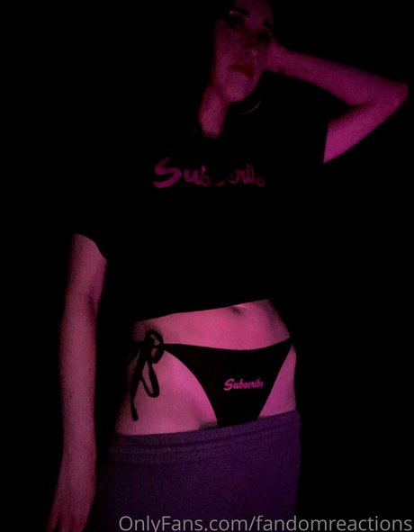 FandomReactions nude pornstar picture