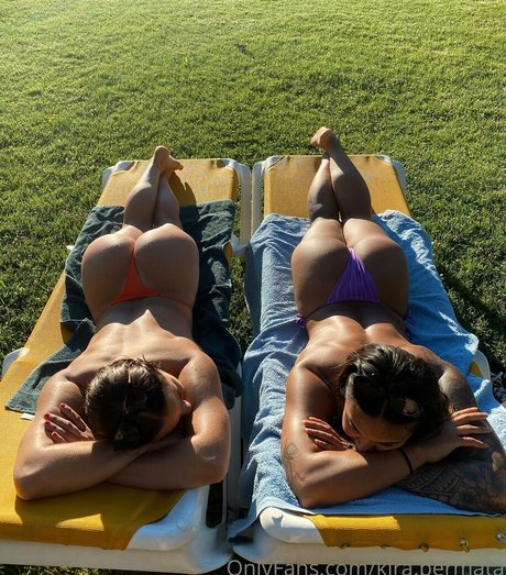 buff bunny98 exclusive actress galleries