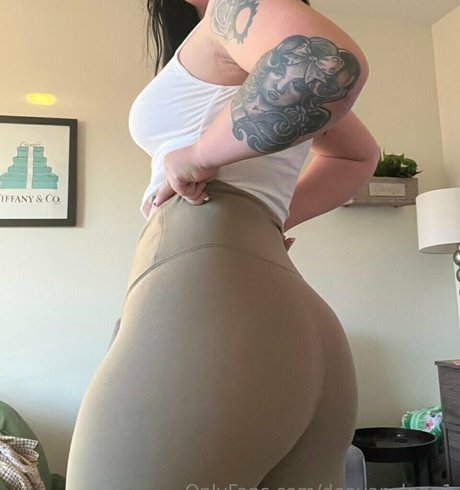 Deavan Clegg art model galleries