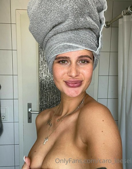 Caro loesel pretty model photos