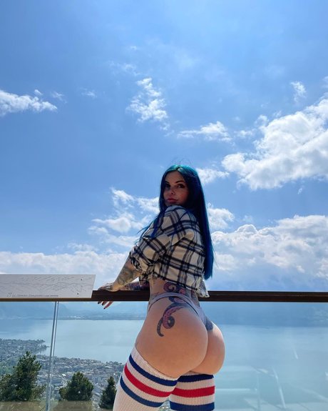 Riae beautiful star gallery