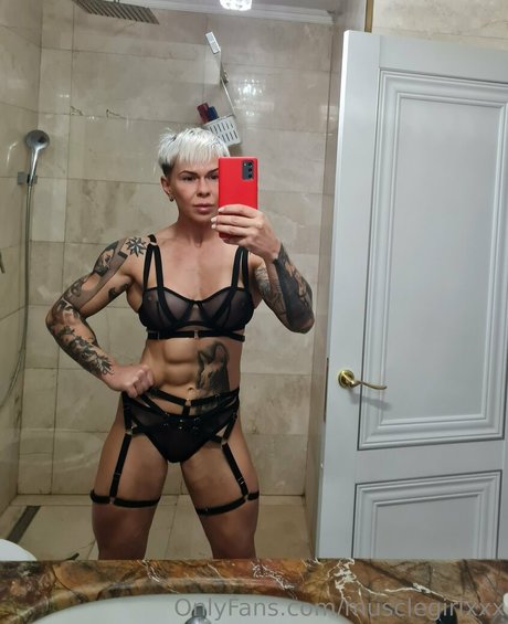 crazyxbody pretty model pictures