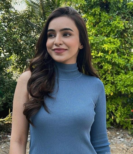 Ankitta Sharma pretty star picture