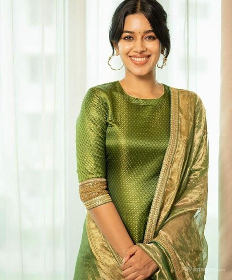 Mirnalini Ravi pornstar art picture