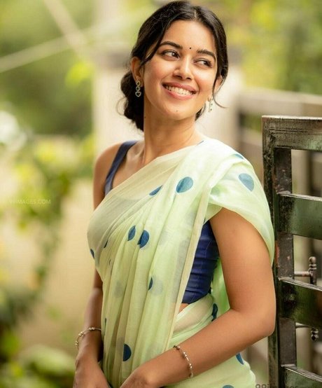 Mirnalini Ravi model pornographic gallery