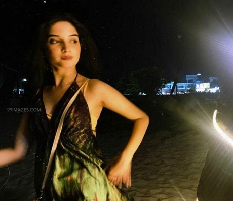 Bhavika Sharma perfect star pics