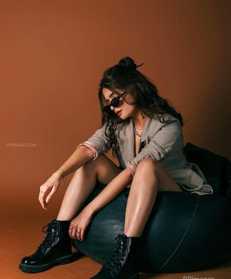 Bhavika Sharma top star photo