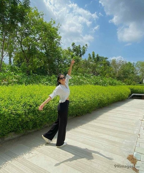 Bhavika Sharma adult model galleries