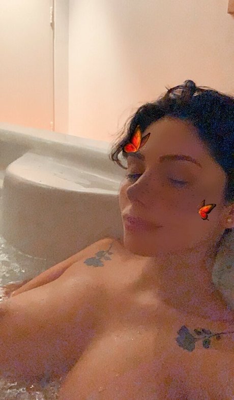 Ladylibelula star nude images