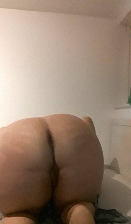 JeannineBlack model pornographic picture