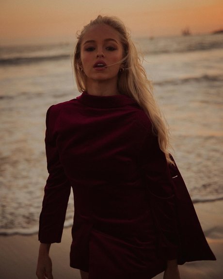 Julia Tychoniewicz pornstar exclusive photos