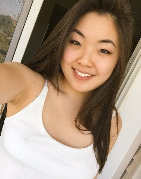 Minaskye art actress img