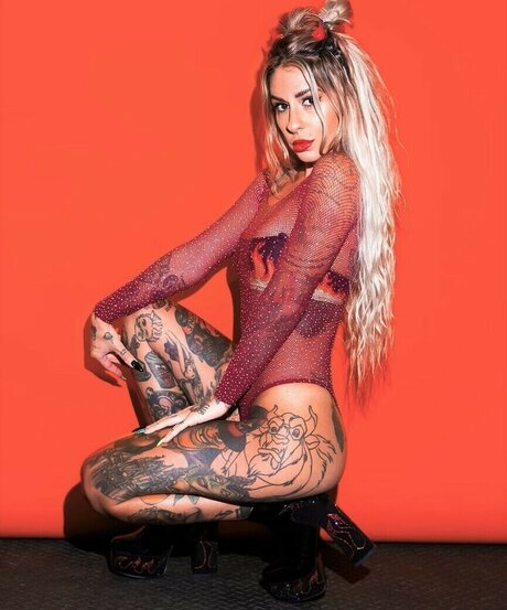 Shelly Bombshell Benson nice actress photo