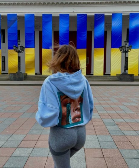 angrrboda adult model img