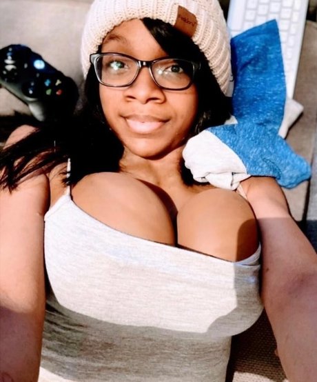 Yours trulyjo model xxx image