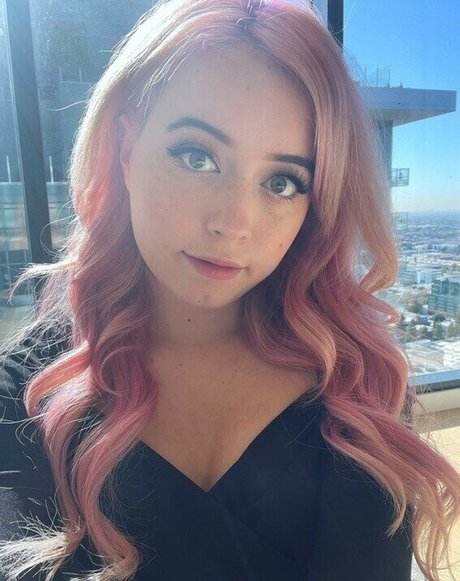 Berrycrepe sexy model photos