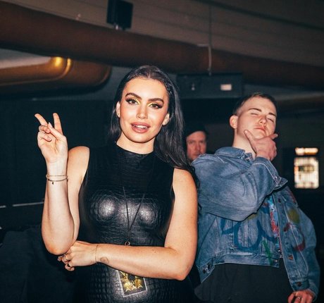 Sophie Simmons pornstar hot img