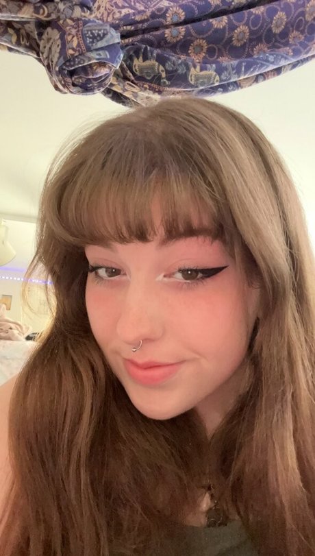 Thekinkcouch pornographic model picture