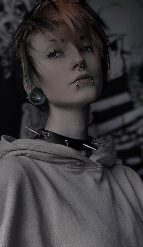 Hollowpix_ pornstar naked archive