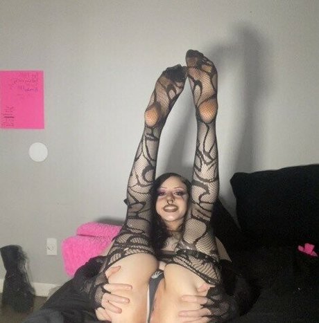 holyatlana star sex picture