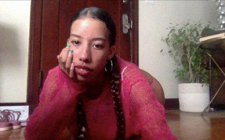 MeelahNaomi xxx star images