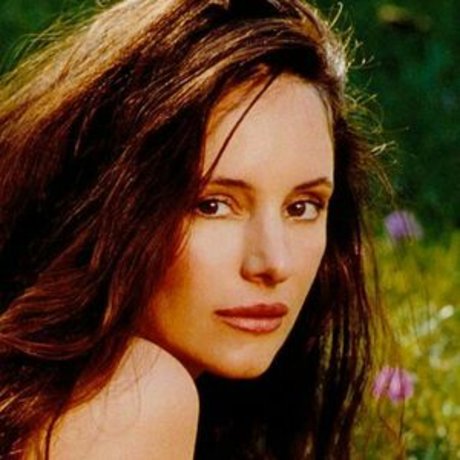 Madeleine Stowe erotic star pics