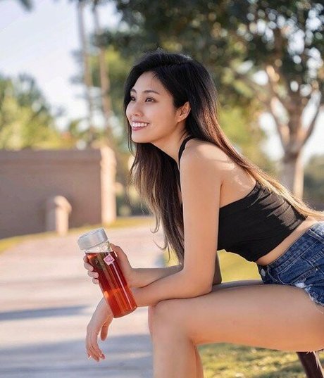 Tangtangjulia actress image