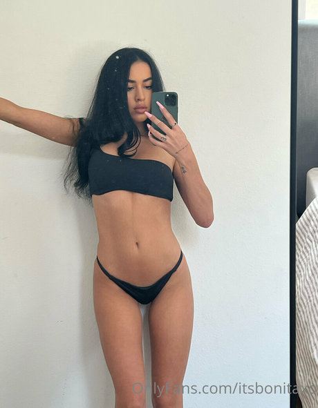 saggy milf onlyfans hd image