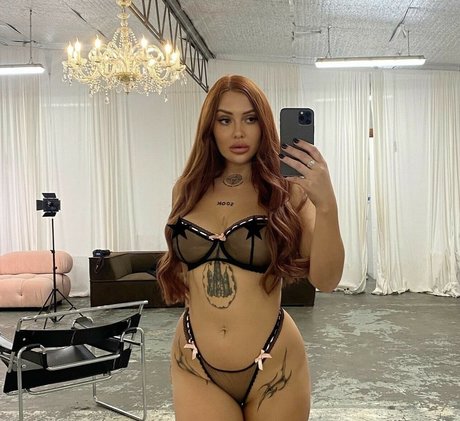 Mummywashere hot model photos