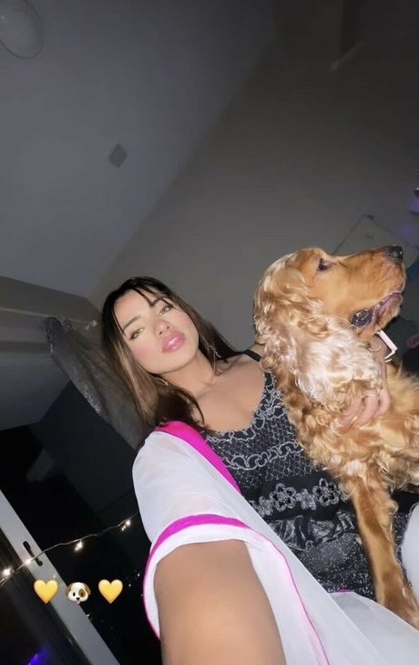 Unnati Patwa star sexy images