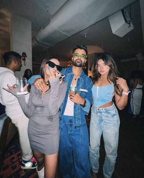 Unnati Patwa nice pornstar img