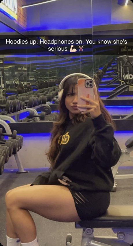 Unnati Patwa free model photo