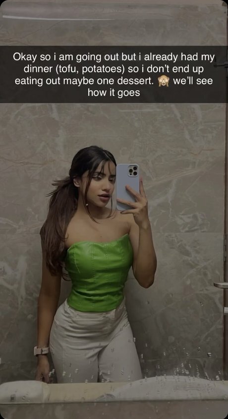 Unnati Patwa nude model pics