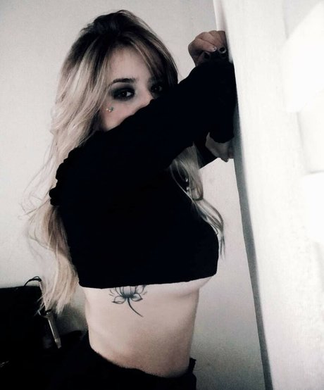 Rafaela Riggs perfect pornstar photos