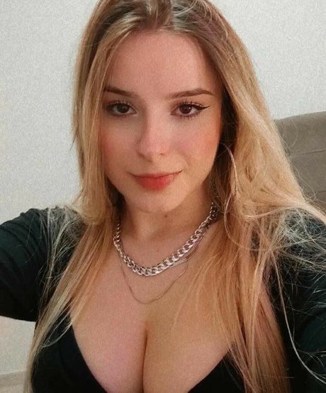 Rafaela Riggs high quality star picture