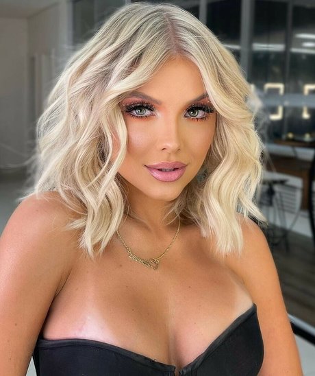 Carol Bresolin pornstar naked img