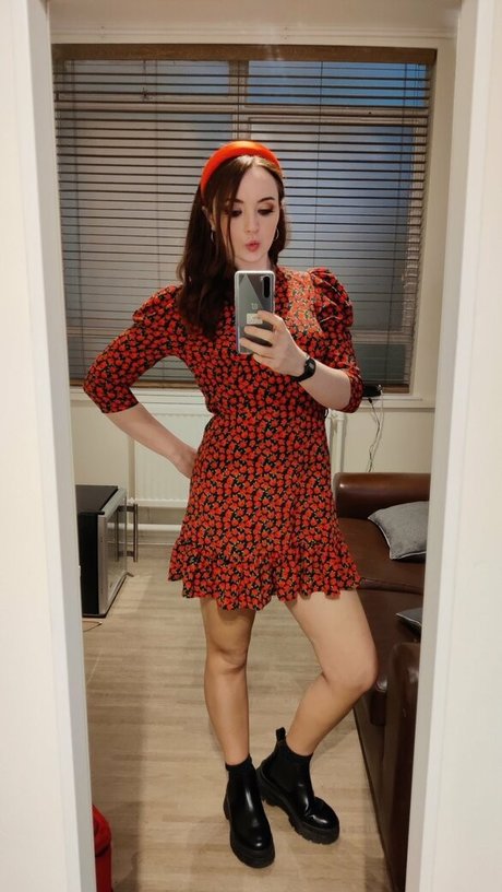 Fern Brady adult star img