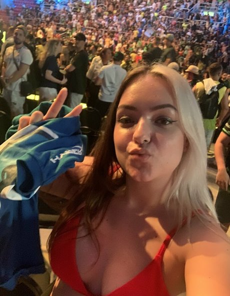 Reeh Plays star adult images