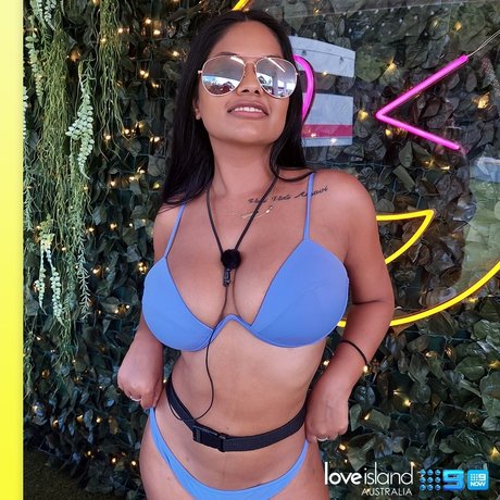 Ari Kumar hd pornstar img