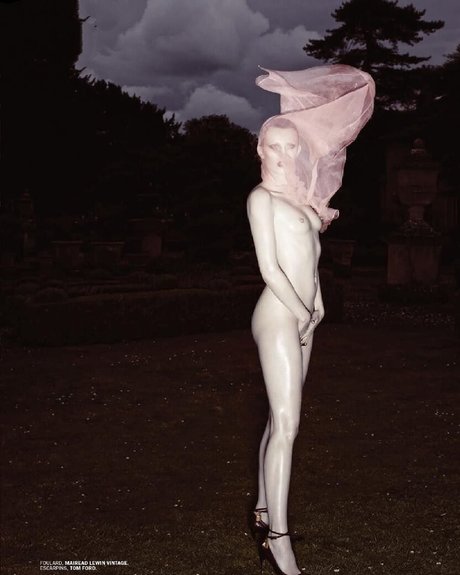 Karen Elson model xxx photo