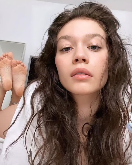 Paige Searcy model perfect pic