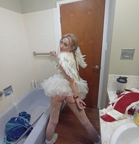 Brianne Sigurdson exclusive star gallery