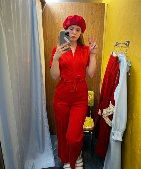 jem69710 pornographic model images